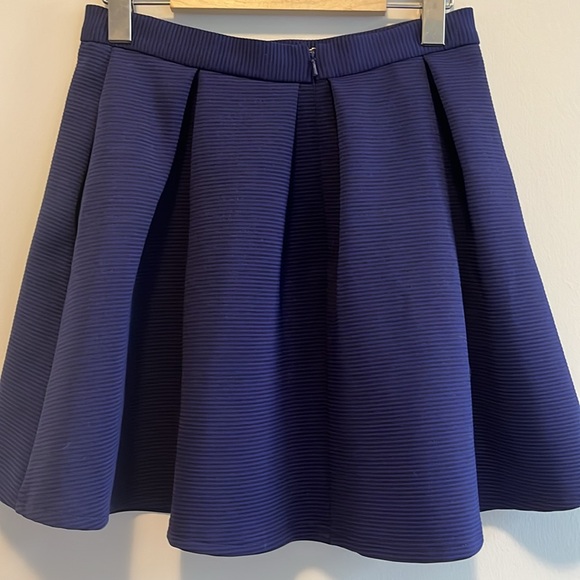 Like new condition Cute Topshop Purple skirt - Picture 6 of 9